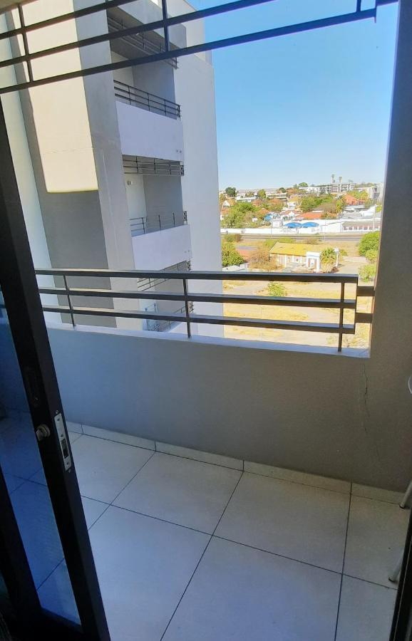 Kingelph Home-stay Windhoek Buitenkant foto